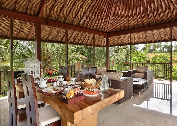 Khayangan Kemenuh By Premier Hospitality *