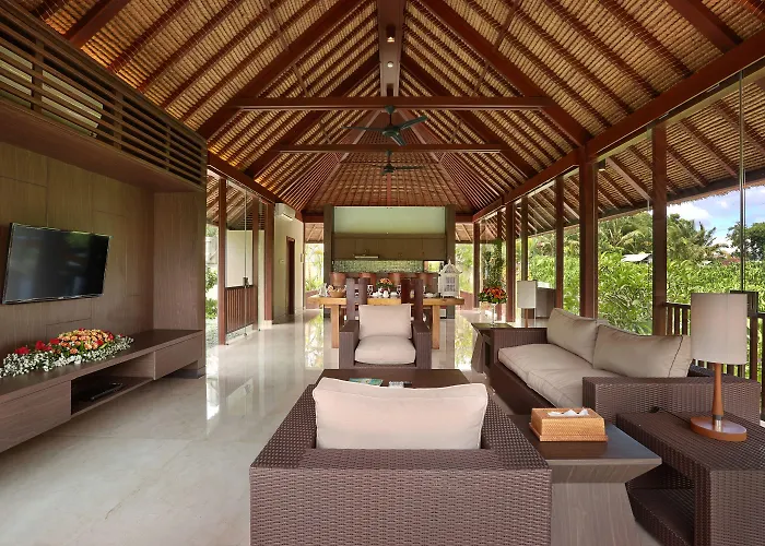 Khayangan Kemenuh By Premier Hospitality *